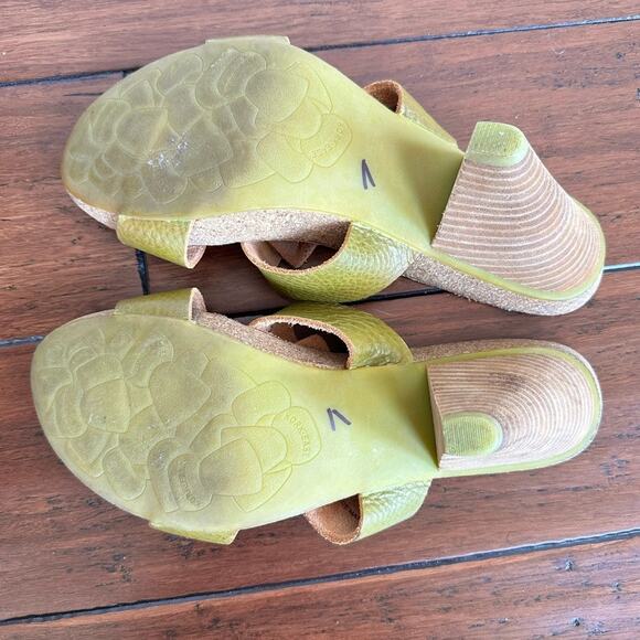 Kork Ease Mule Sandal Womens Sz10 Olive Green Leather Strap Wrapped Heel Slip On - Picture 9 of 12